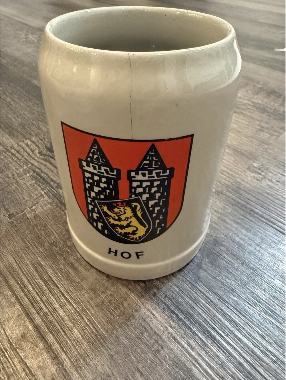 HOF West Germany Beer Stein Mug Beyer 0.5 Liter Red Yellow